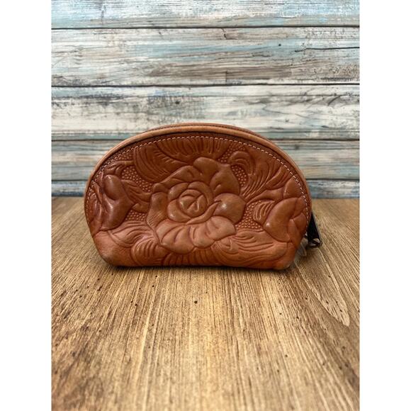 Patricia Nash Leather Make-Up Case - Picture 1 of 12
